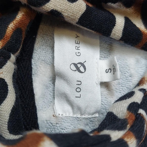 Lou & Grey Leopard Print Fluffy Fleece Hoodie Size S - Picture 4 of 13